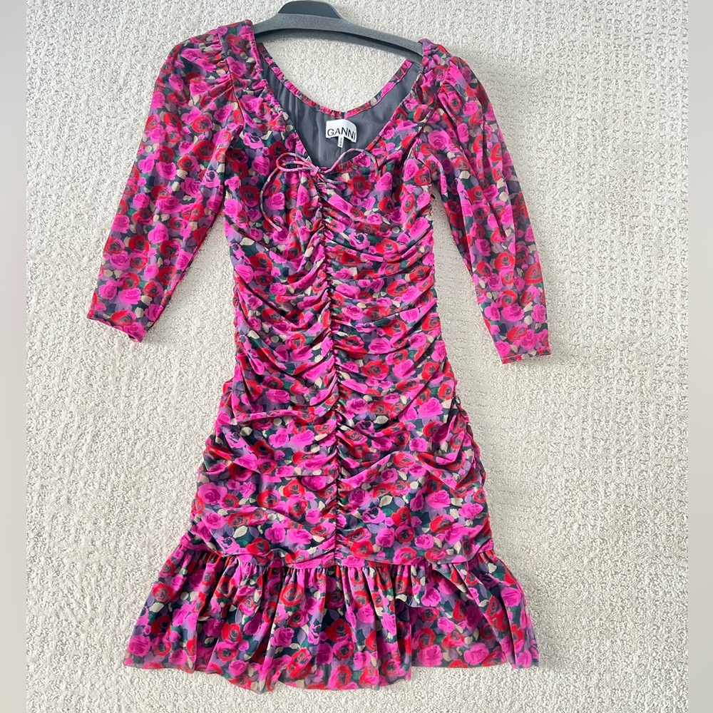 GANNI - beautiful ruched dress - size 36/small